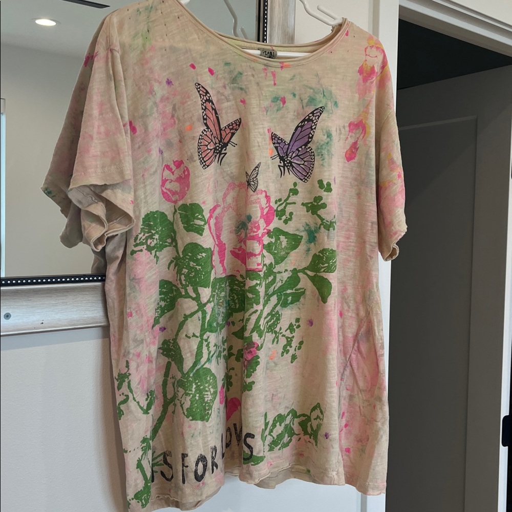 Magnolia Pearl Is For Lovers Tee